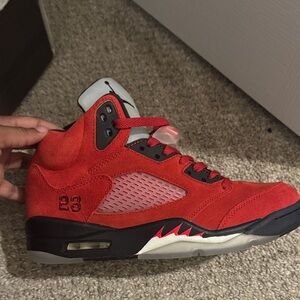 Jordan Air 5 Retro SE in Red and Black